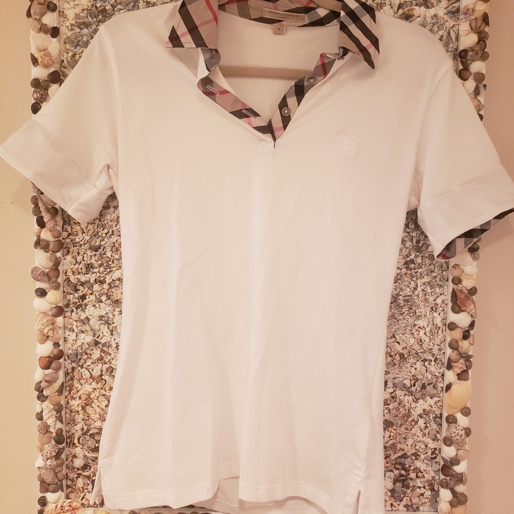 Burberry tshirt